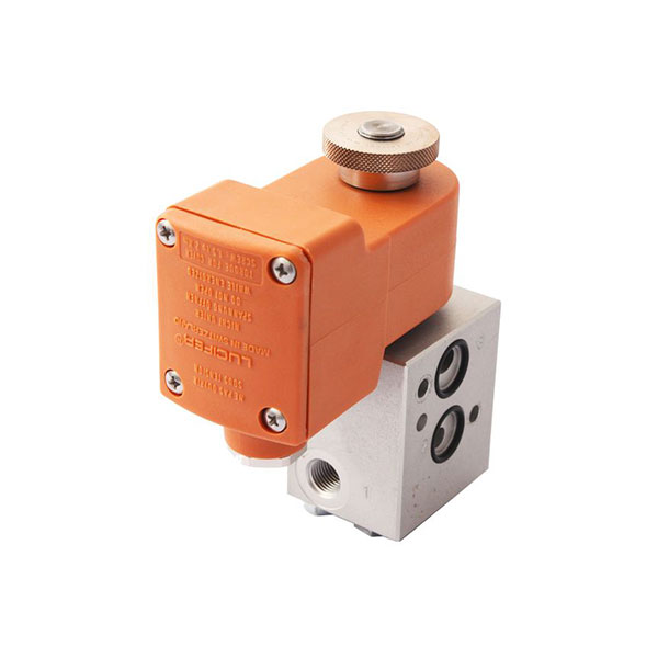 PARKER 3-WAY NORMALLY CLOSED, 3/8" GENERAL PURPOSE SOLENOID VALVES